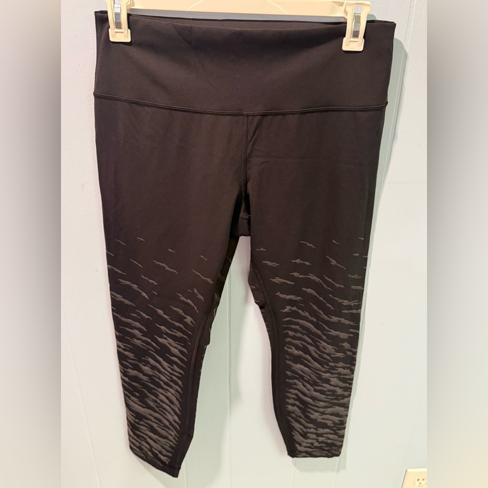 Lululemon wunder under size 14
